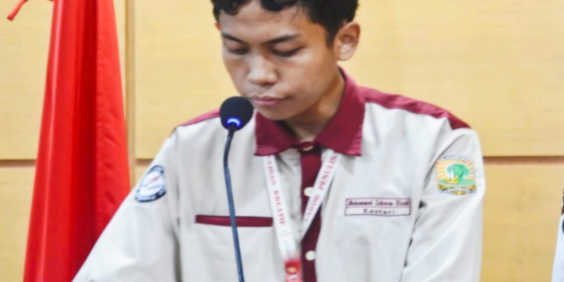 Gaya Bahasa dalam Lagu, Teater, dan Cerpen Kajian Stilistika