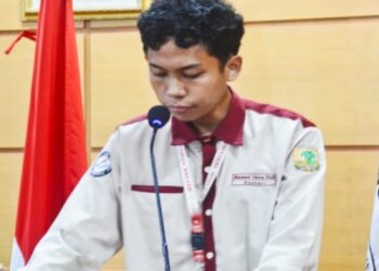 Gaya Bahasa dalam Lagu, Teater, dan Cerpen Kajian Stilistika