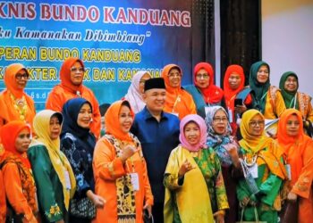Bimtek di Bukittinggi, Wakil Ketua DPRD Sumbar Nanda Satria Ajak Bundo Kanduang Perkuat Pendidikan Karakter Anak