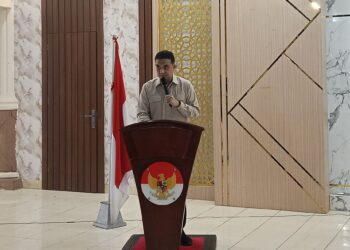 Ade Rezki Ingatkan Bahaya Produk Instan, Masyarakat Diminta Cermat Pilih Obat dan Kosmetik