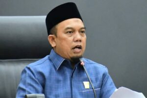 Ketua DPRD Padang Muharlion meminta,  Wali Kota Padang Fadly Amran berkoordinasi dengan Badan Penyelenggara Jaminan Sosial (BPJS), terkait jenis perlindungan yang cocok untuk relawan Kelompok Siaga Bencana (KSB). 