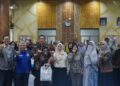 Pemerintah Kota Padang mendorong pelaku Usaha Mikro, Kecil, dan Menengah (UMKM) terus beradaptasi dengan perkembangan teknologi agar mampu bertahan dan berkembang di tengah perubahan pola konsumsi masyarakat.
