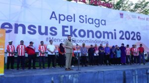 Wali Kota Padang Fadly Amran memimpin, Apel Siaga Sensus Ekonomi (SE) 2026 yang digelar oleh Badan Pusat Statistik (BPS) Kota Padang di Lapangan Apeksi Balai Kota Padang, Aie Pacah, Rabu (17/6/2026).