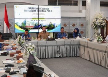 Wali Kota Padang Fadly Amran hadiri Forum Konsultasi Publik dan Penyampaian Informasi Publik terkait, Studi Analisis Mengenai Dampak Lingkungan (Amdal) dan Environmental and Social Impact Assessment (ESIA) rencana pengembangan RSUP Dr. M. Djamil, Rabu (15/6).