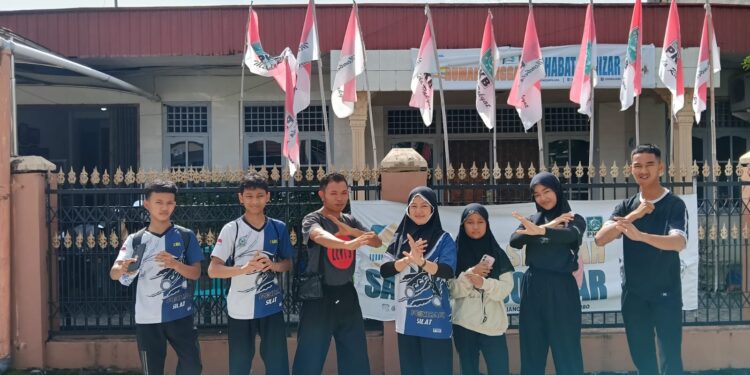 Ikuti Kejuaraan di UNP, Atlet Silat Benteng Murni Manfaatkan Rumah Singgah Sahabat Donizar