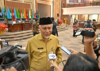 Mahyeldi Minta Dua Ranperda DPRD Sumbar Realistis, Soroti Pendidikan dan Perlindungan Petani