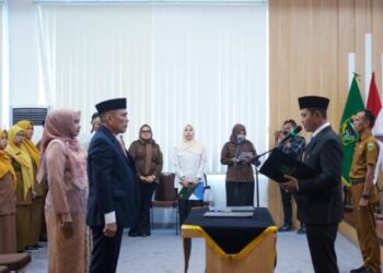 Jefrizal Dilantik sebagai Penjabat Sekda Kabupaten Solok