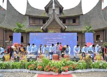 Festival Minangkabau 2026 Dibuka, Mahyeldi Dorong Budaya Jadi Motor Pariwisata dan Ekonomi