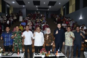 Pemerintah Kota Padang berkomitmen, melindungi ekosistem ekonomi kreatif dan produk unggulan daerah melalui penguatan Hak Kekayaan Intelektual (HAKI).