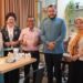 Wali Kota Padang Fadly Amran menerima kunjungan Bekas Timbalan Menteri Kesihatan I Malaysia, Datuk Dr. Noor Azmi di Lapak Warung Cokro, Kelurahan Berok Nipah, Kecamatan Padang Barat, Sabtu (4/7)