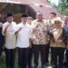 Bupati Solok Dampingi KKP Salurkan 120 Ribu Benih Ikan untuk Pulihkan Budidaya Pascabencana di Koto Sani
