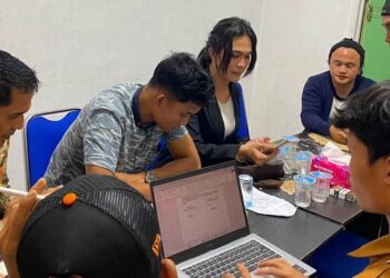 Warga Panyubarangan Amankan Sekelompok Penjual Produk Kesehatan, Diduga Tipu Lansia