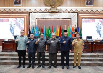 DPRD Sumbar Sahkan Pertanggungjawaban APBD 2025, Diwarnai Apresiasi dan Catatan Perbaikan untuk Pemprov