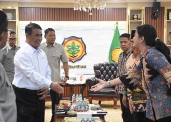 Audiensi dengan Menteri Pertanian, Bupati Annisa Bawa Aspirasi Petani Dharmasraya