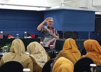 Bimtek Peningkatan Kompetensi Guru, Muhidi Dorong Tendik jadi Motivator dan Inspirator Bagi Peserta Didik