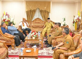 Menteri Lingkungan Hidup Bidik Potensi Karbon Hutan Sumbar, Pemprov Dorong Perhutanan Sosial Jadi Sumber Ekonomi