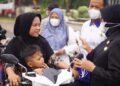Dampak Asap, Pemkab Dharmasraya Bagikan Ribuan Masker