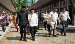 Ketua Komisi X DPR RI Agung Widyantoro Kunker ke sekolah - sekolah terdampak bencana banjir.