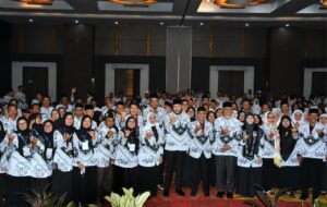Wali Kota Padang Fadly Amran, hadiri Konferensi Kerja Provinsi (Konkerprov) I Persatuan Guru Republik Indonesia (PGRI) Provinsi Sumatera Barat (Sumbar) Tahun 2026, di Hotel Truntum, Jumat (4/9).