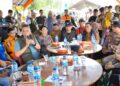 Rapat koordinasi di Posko Utama Tanggap Bencana Arosuka, Selasa, (22/9)[foto:ist]