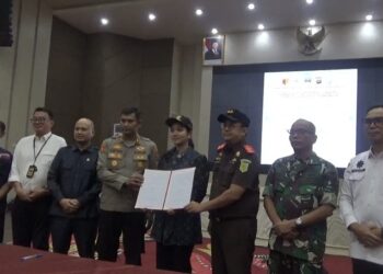 Kabut Asap Kembali Mengancam, Bupati Dharmasraya Tetapkan Siaga Satu Karhutla