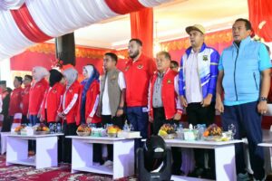 Wali Kota Padang Fadly Amran, menghadiri pembukaan Pekan Olahraga Provinsi (Porprov) Sumatera Barat (Sumbar) XVI Tahun 2026 di halaman Istana Gubernur Sumbar, Jumat (2/10).