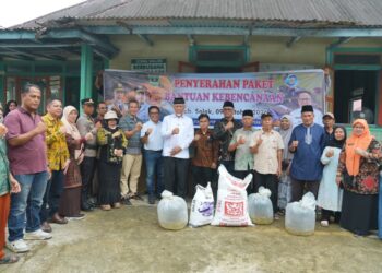 Pemprov Sumbar Salurkan 52 Ribu Bibit Ikan di Solok